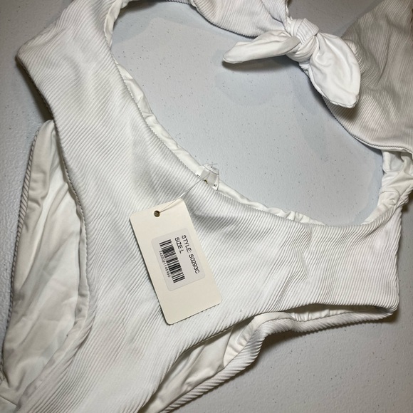 NWT Envya White Ribbed One Piece Bathing Suit Cut Outs | Large - Picture 3 of 7